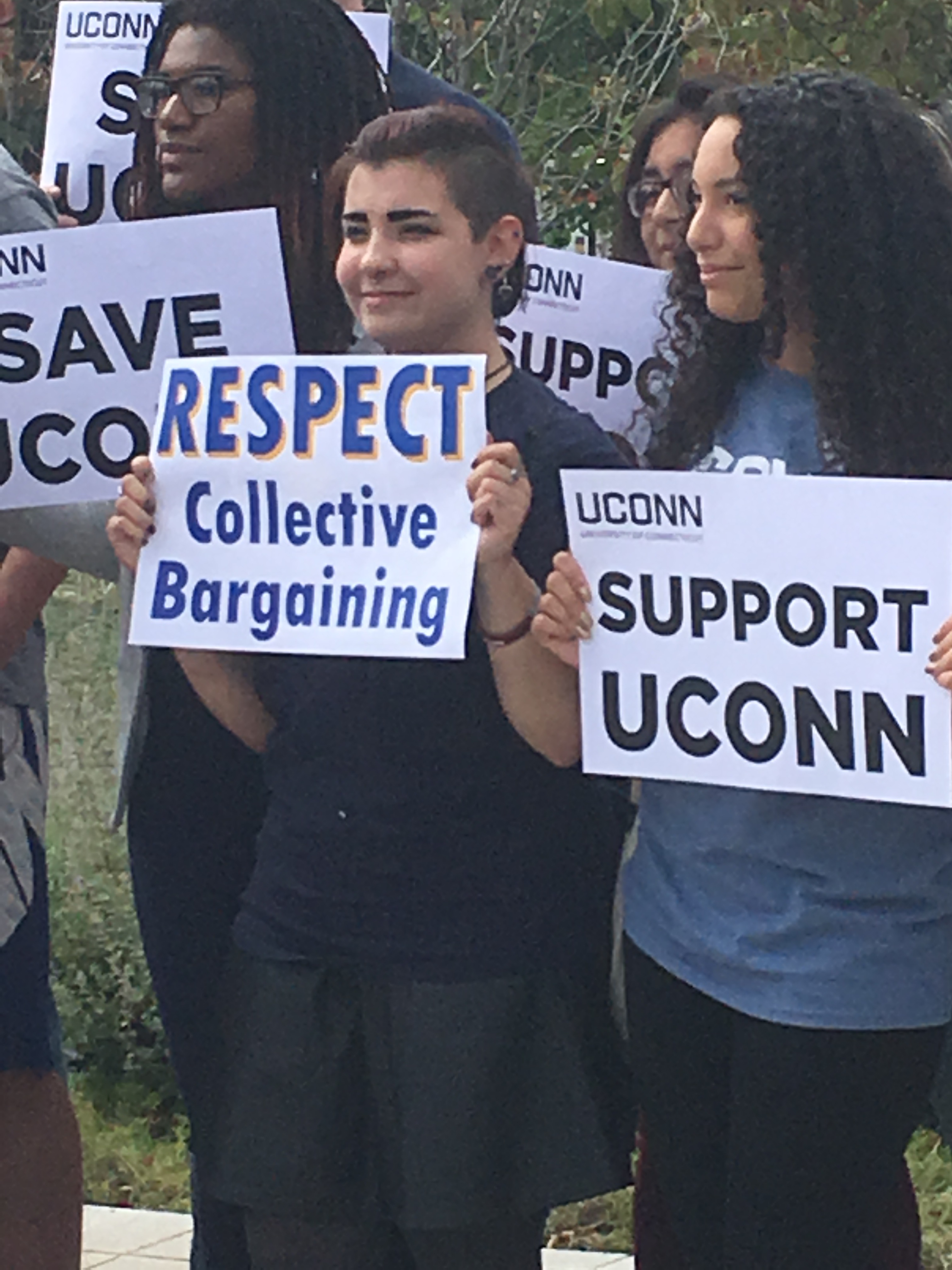 Committee approves $15 million UConn graduate assistant union contract