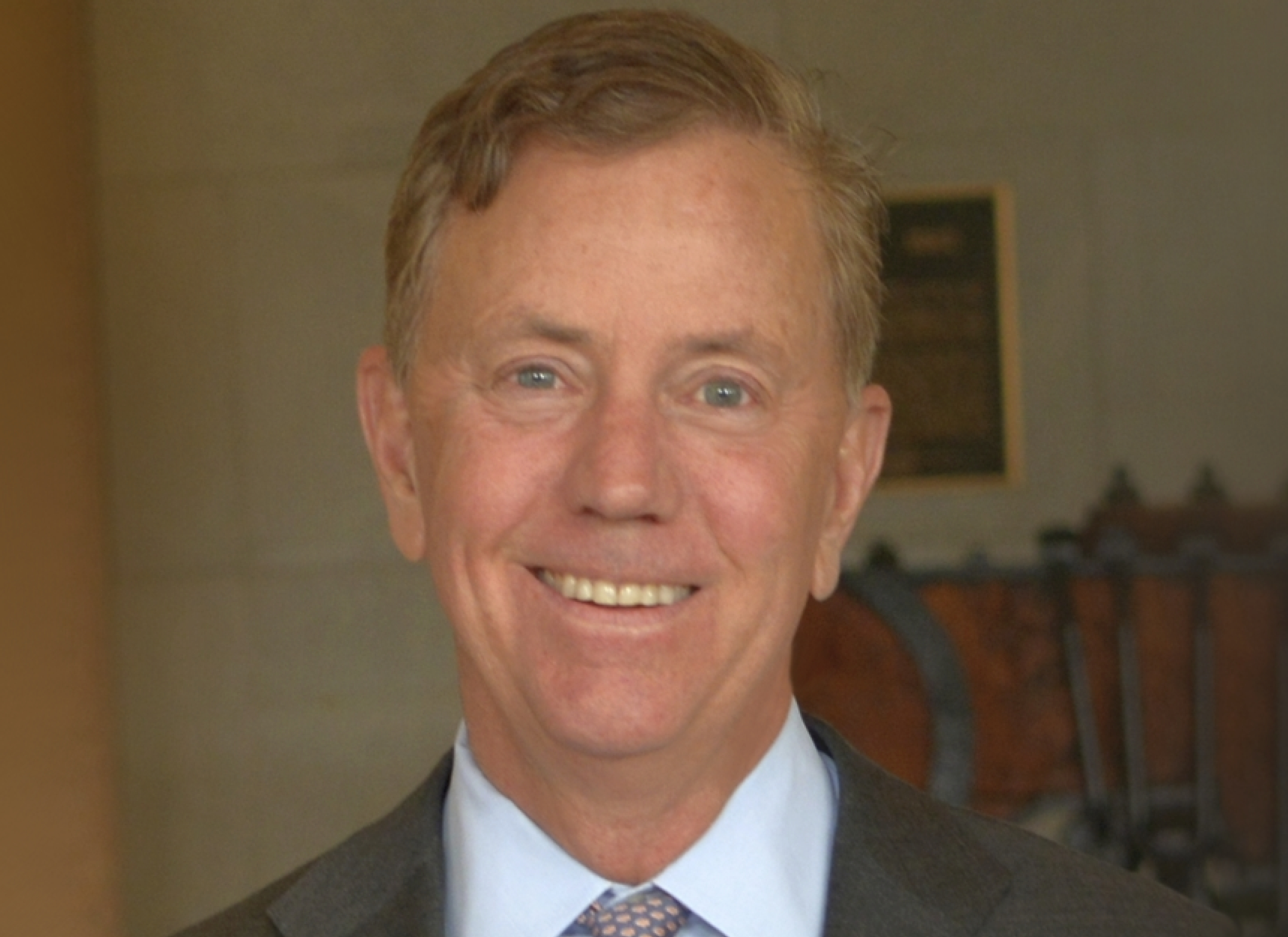 Gov. Lamont has issued 6th highest number of executive orders in the country