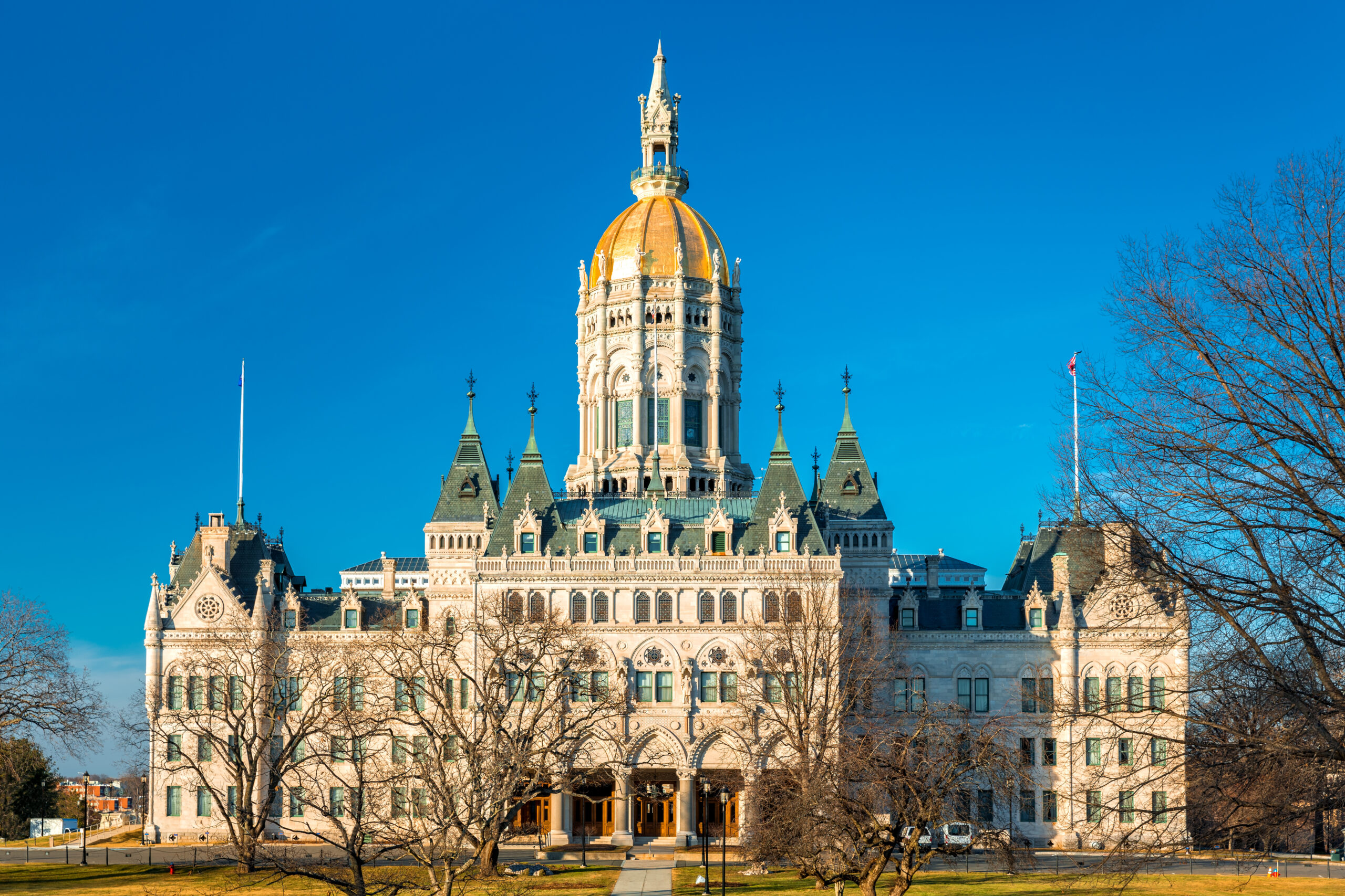Connecticut,State,Capitol,On,A,Sunny,Afternoon.,The,Building,Houses